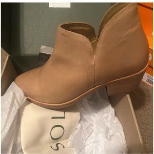 Nisolo Women's Tan Ankle Boots size 9.5 BNIB retails $150